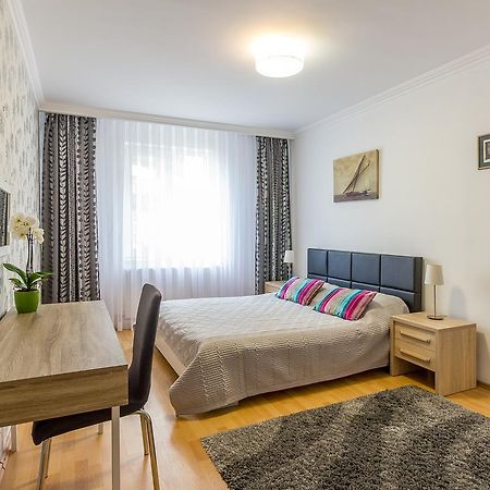 City Apartment Trifoiului Cluj-Napoca Luaran gambar