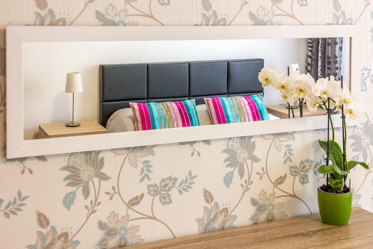 City Apartment Trifoiului Cluj-Napoca Luaran gambar
