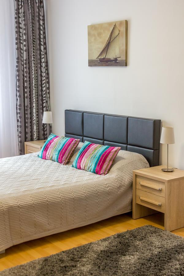 City Apartment Trifoiului Cluj-Napoca Luaran gambar